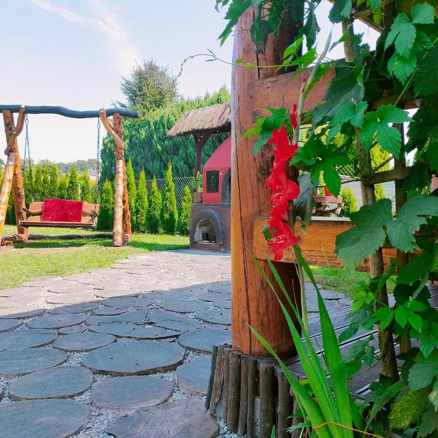 Villa Pod Milanem Przemyśl Exterior foto