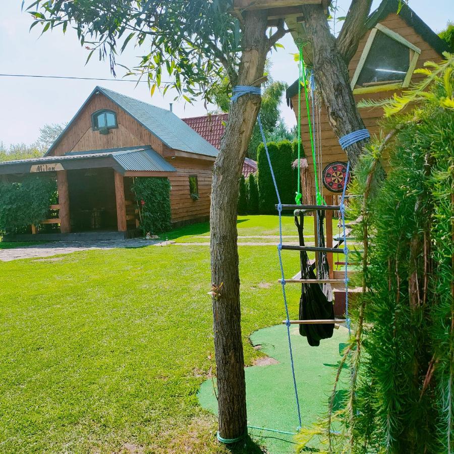 Villa Pod Milanem Przemyśl Exterior foto